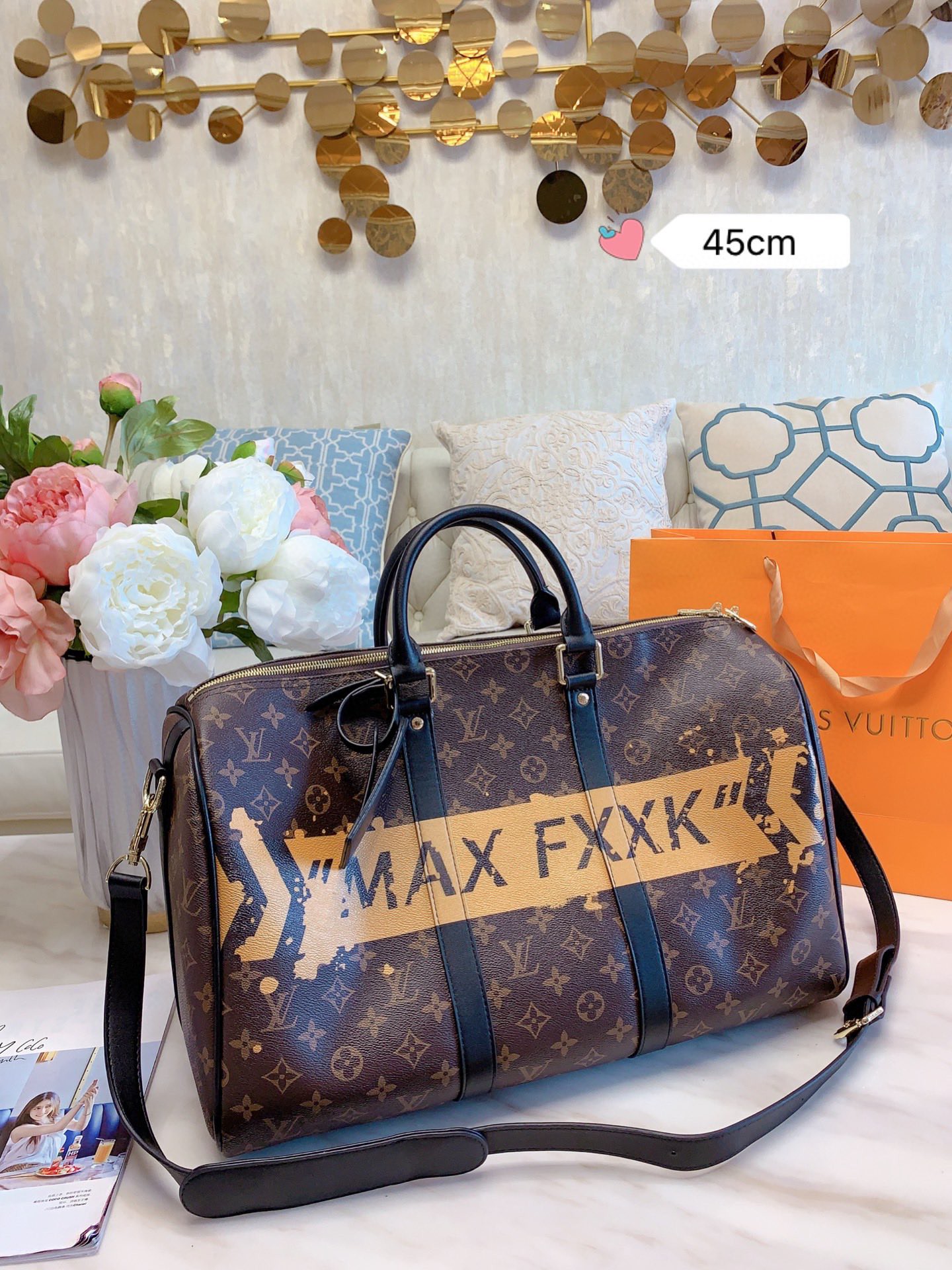 LV $89 gallery