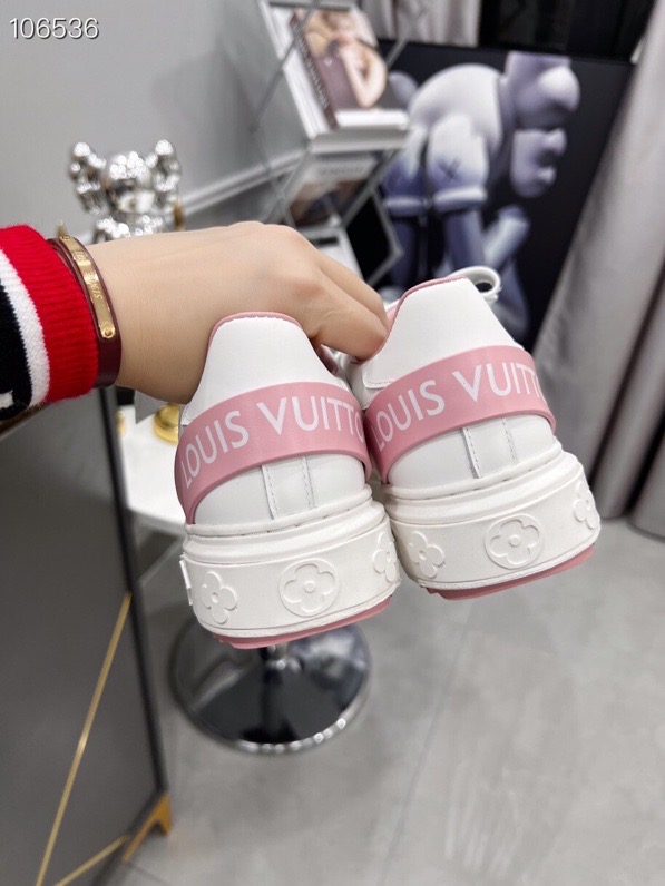 LV $89 gallery