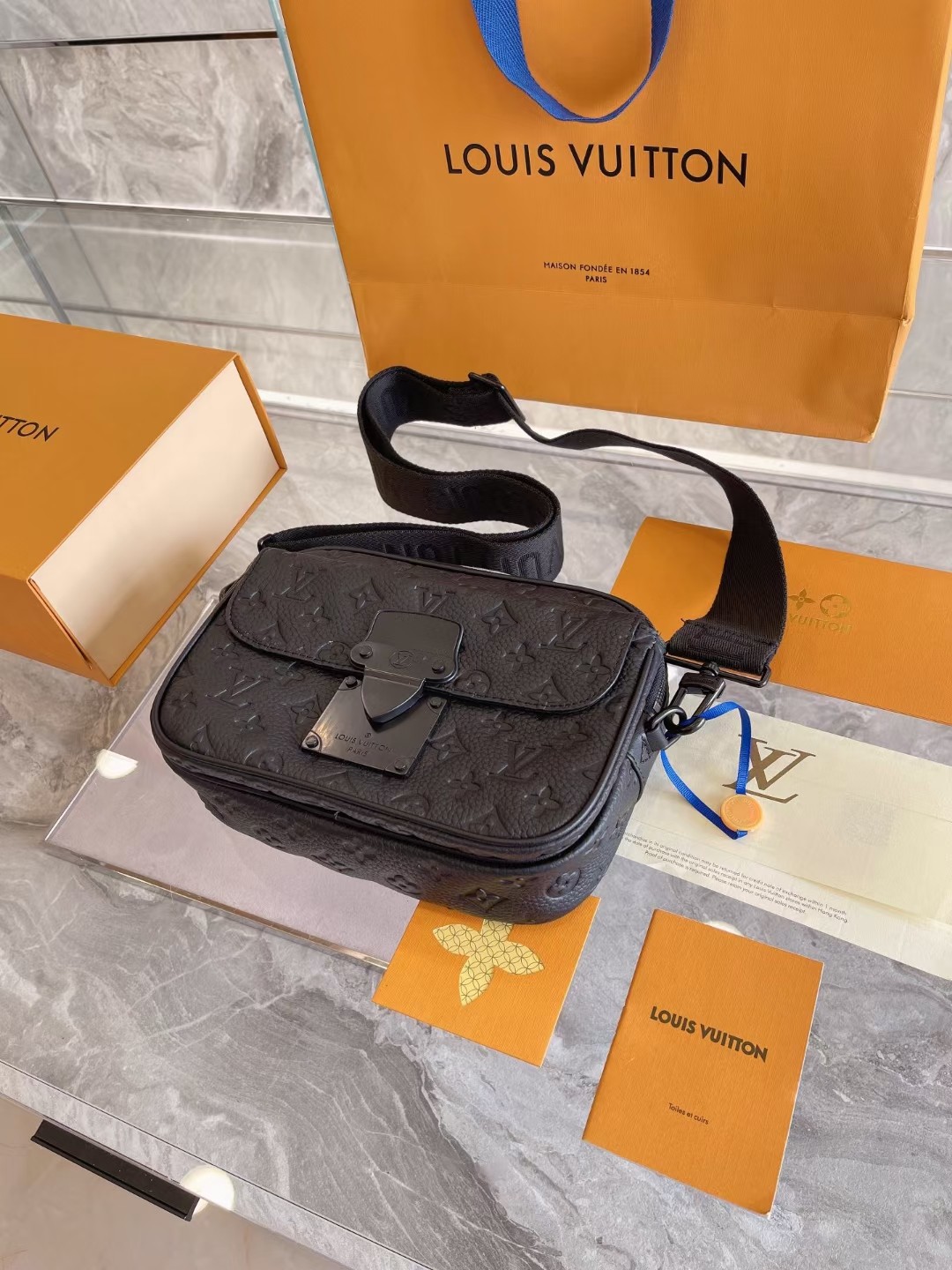 LV $89 gallery