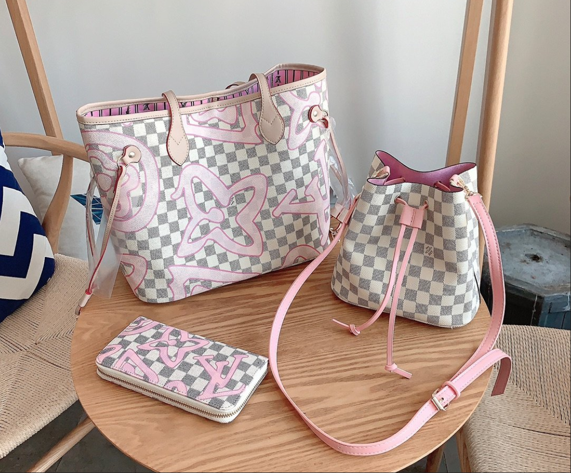 LV $92 gallery