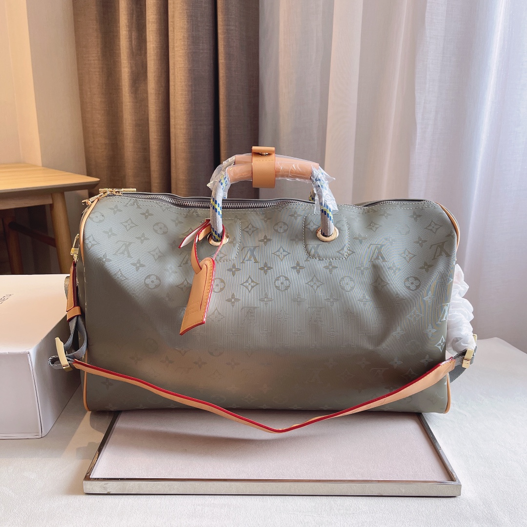 LV $92 gallery