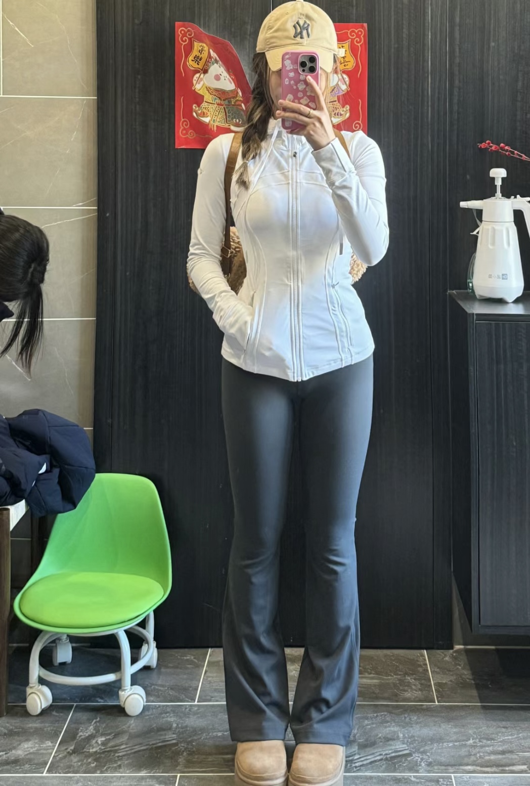 Lululemon $82 gallery