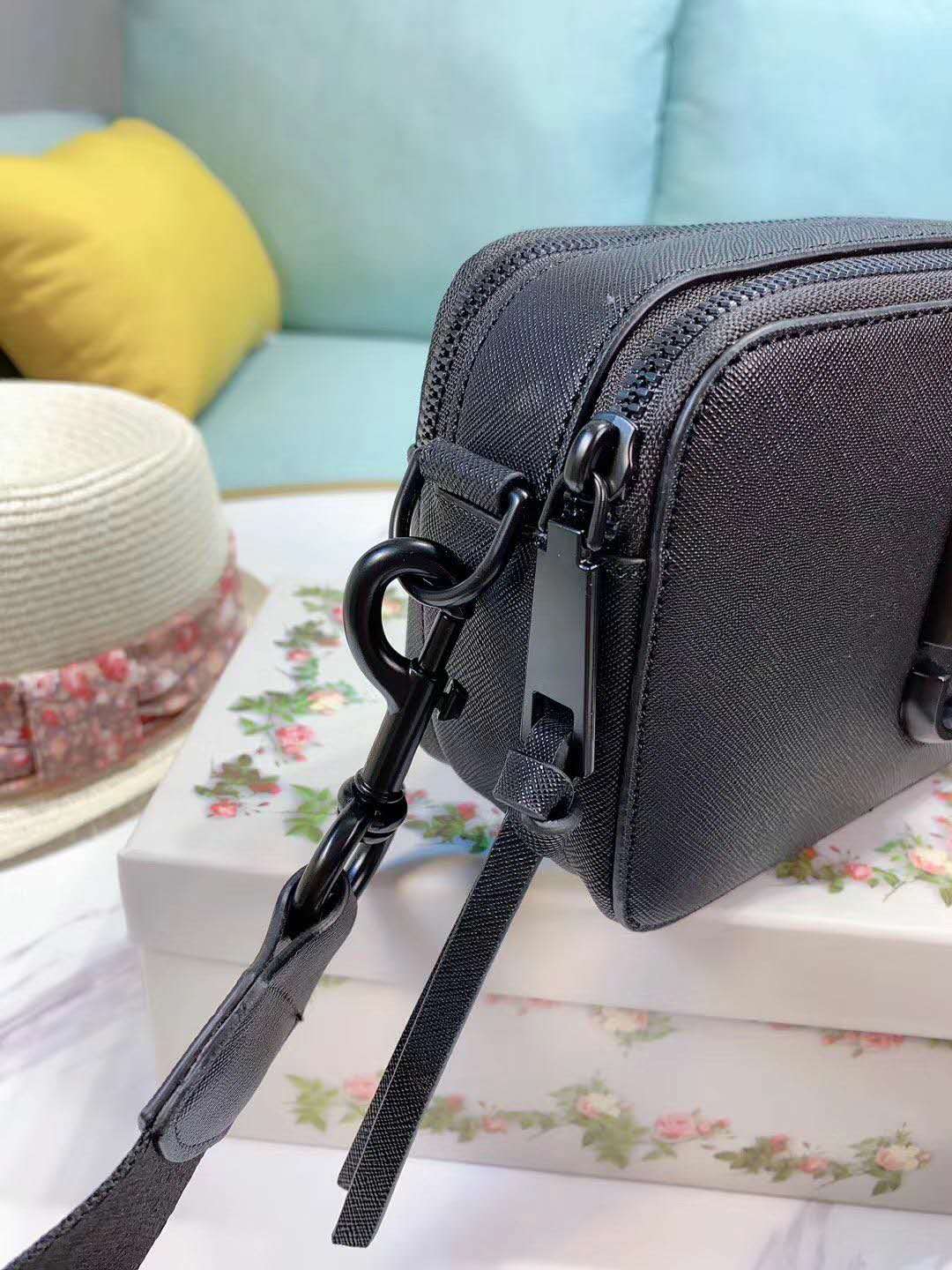 Marc Jacobs $60 gallery