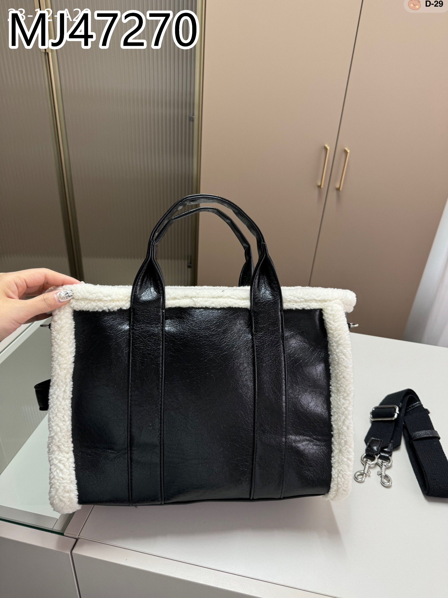 Marc Jacobs $70 gallery