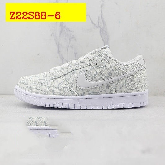 NIKE 42.66$ CODE 351-6386-R gallery