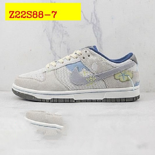 NIKE 42.66$ CODE 351-6386-R gallery