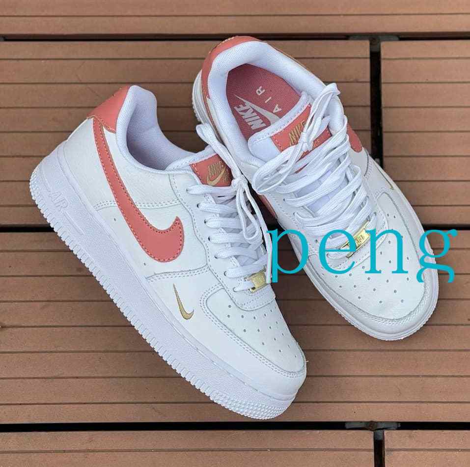 NIKE 42.99$ 编号351-5640-R gallery