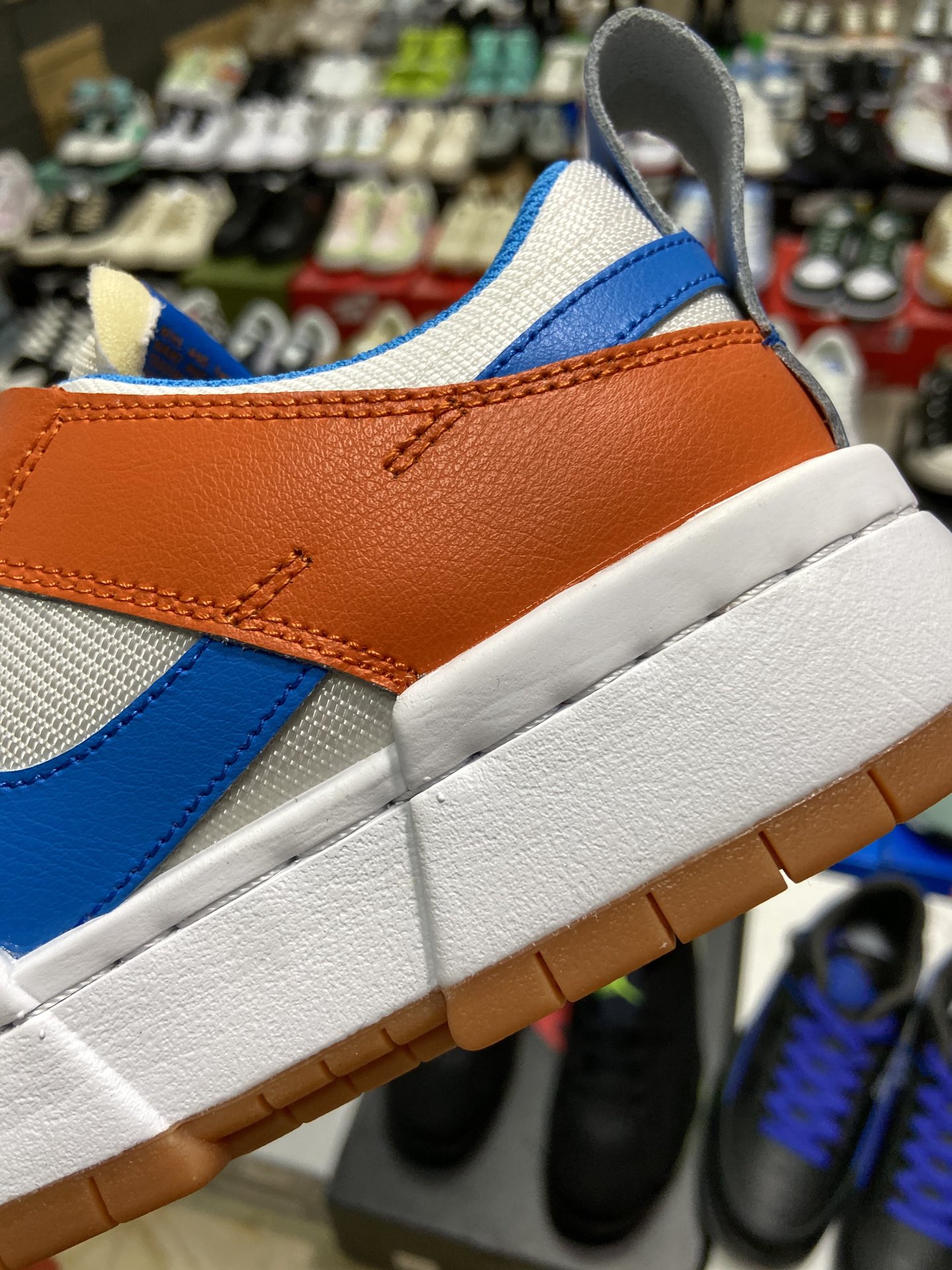 NIKE $60 gallery