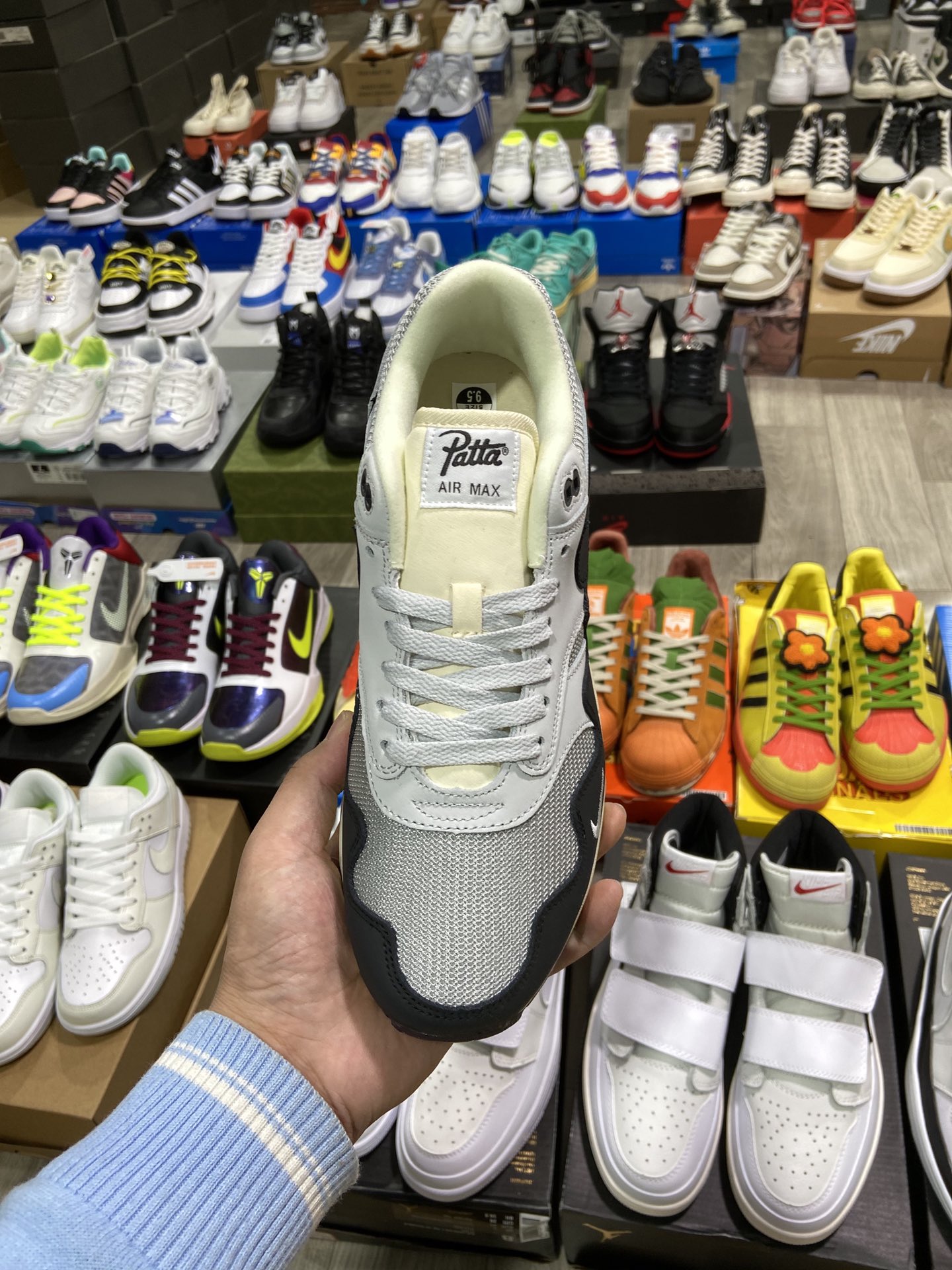 NIKE $80 gallery