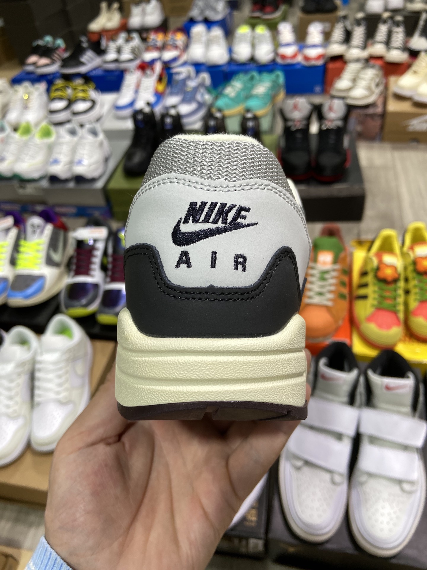 NIKE $80 gallery