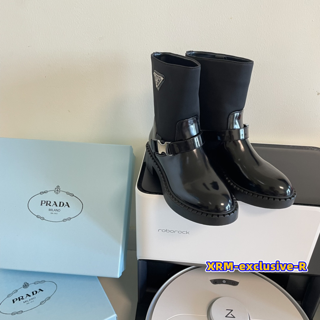 PRADA 57.99$ code 449-5997-R gallery