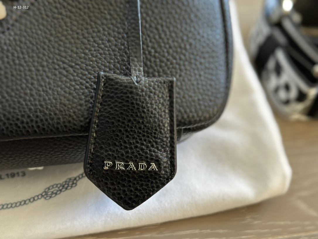 PRADA $89 gallery