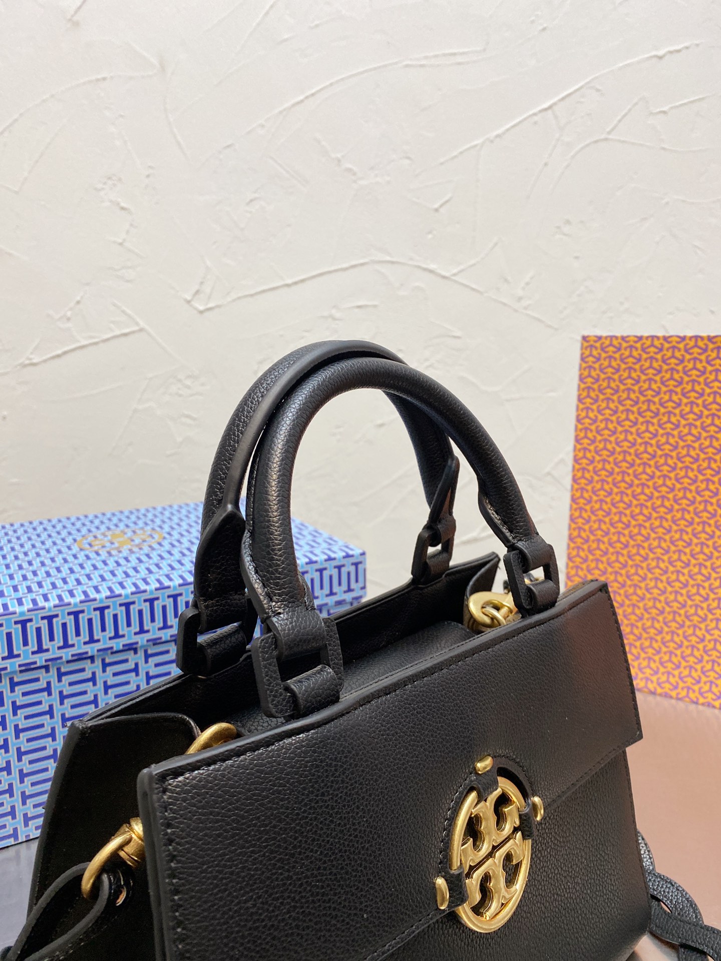 Tory Burch $80 gallery