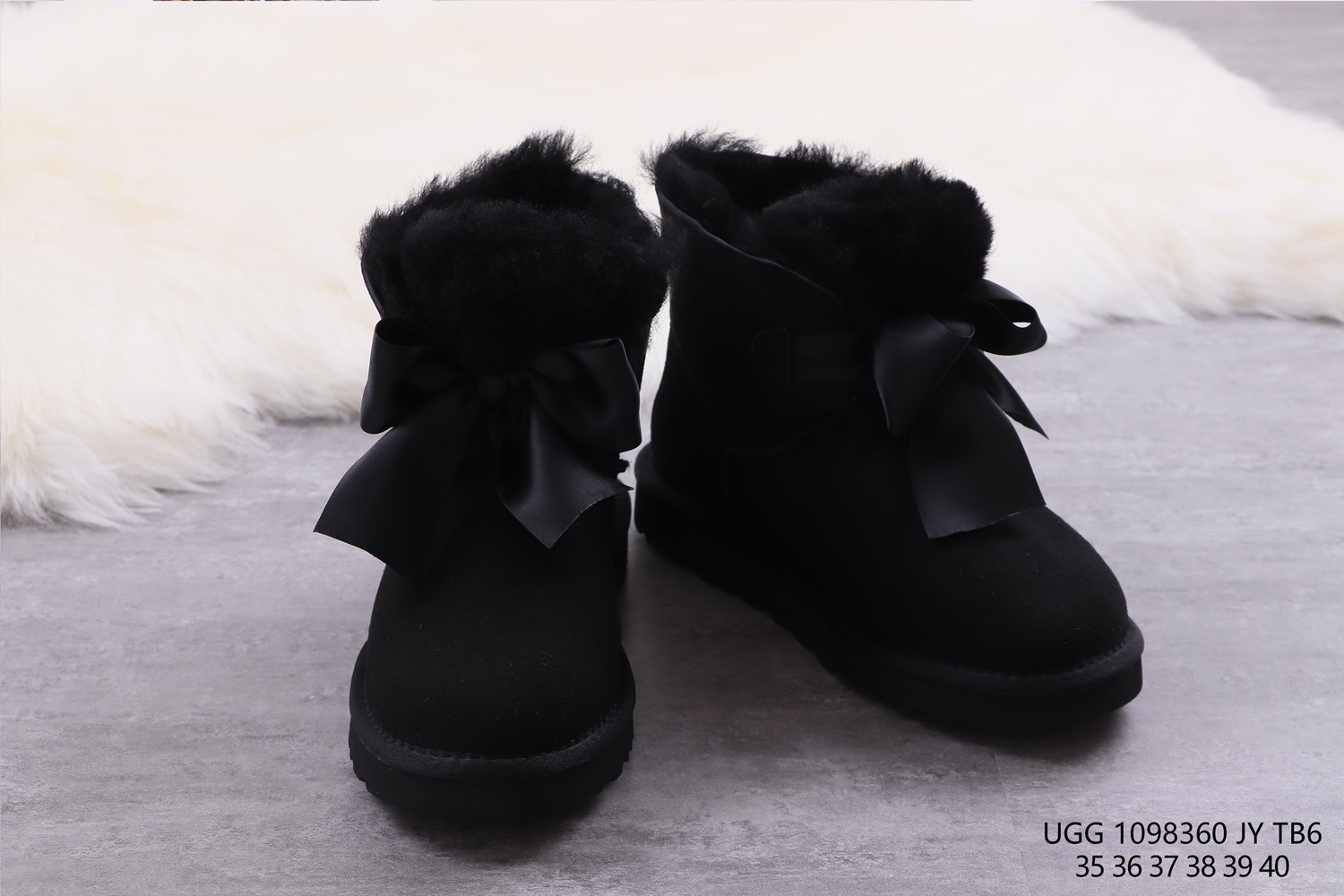 UGG 39.24$ 编号279-2422-R gallery