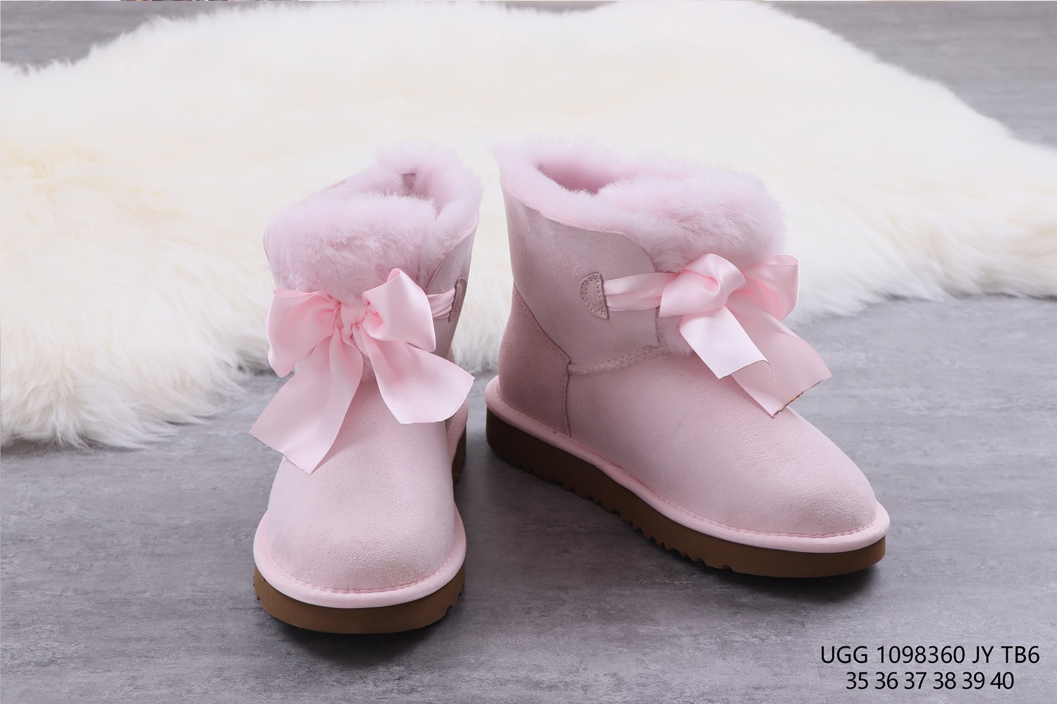 UGG 39.24$ 编号279-2422-R gallery