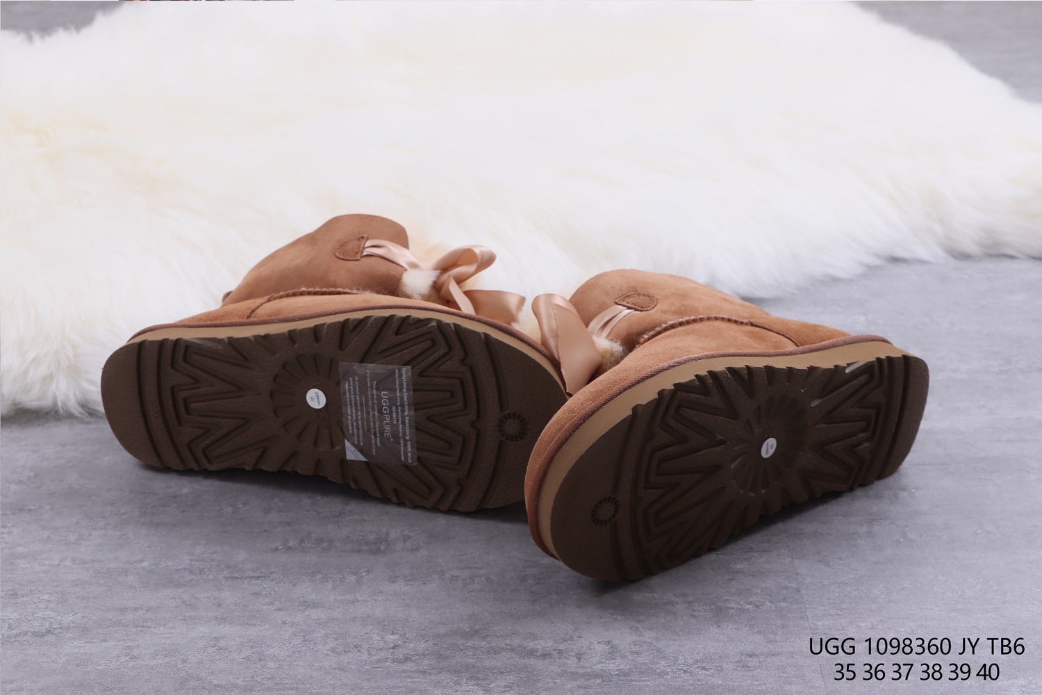 UGG 39.24$ 编号279-2422-R gallery