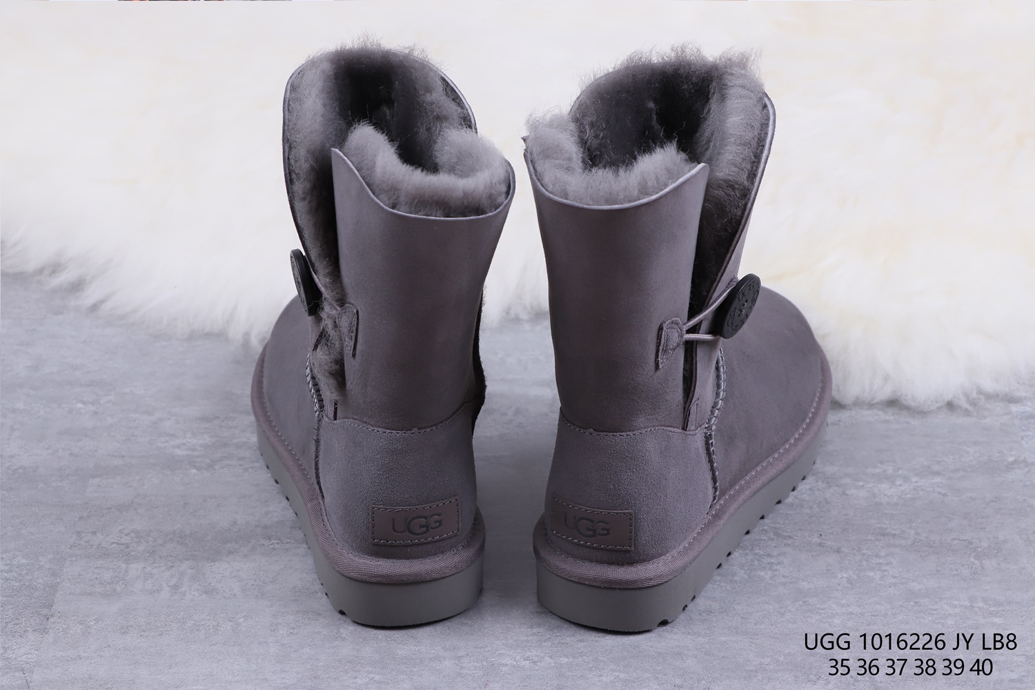 UGG 39.29$ 编号279-2439-R gallery