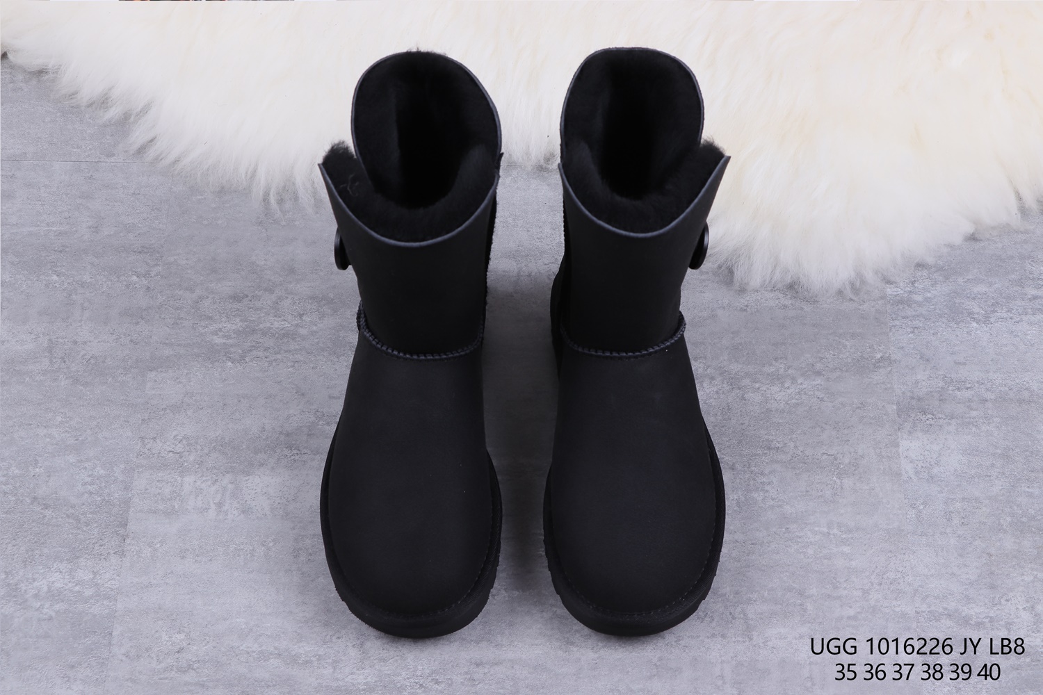 UGG 39.29$ 编号279-2439-R gallery