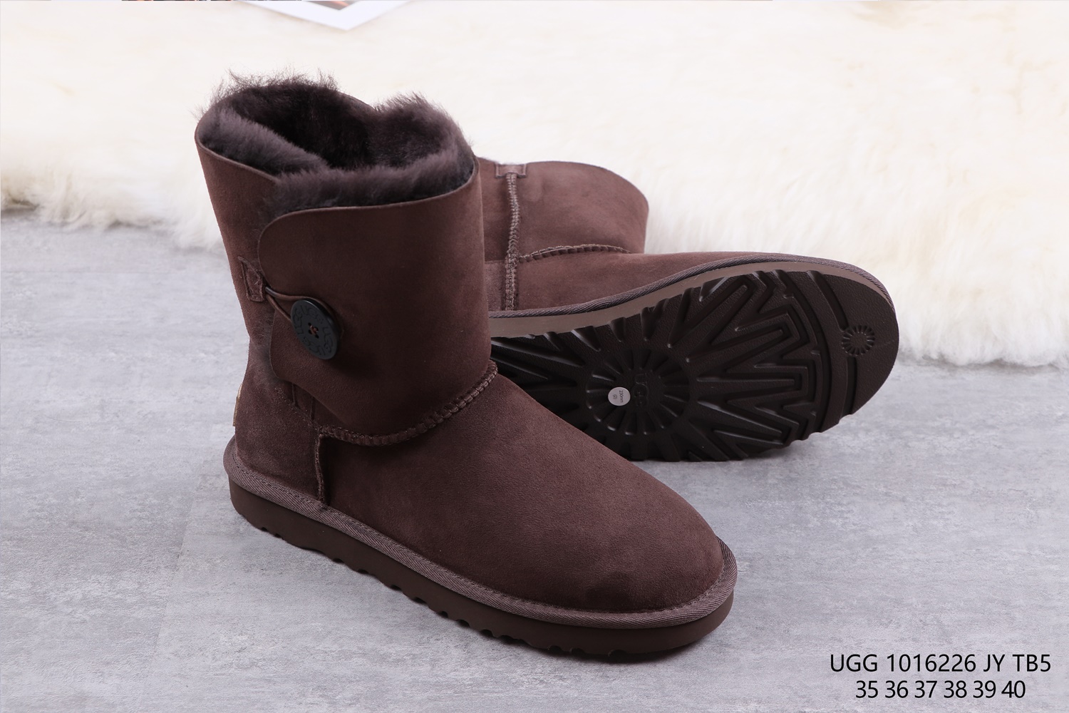 UGG 39.29$ 编号279-2439-R gallery