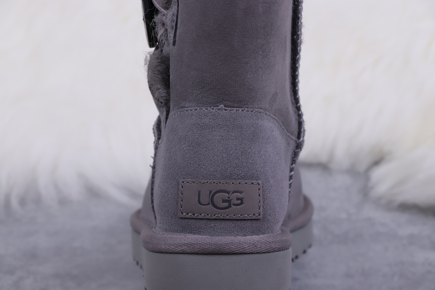 UGG 39.29$ 编号279-2439-R gallery