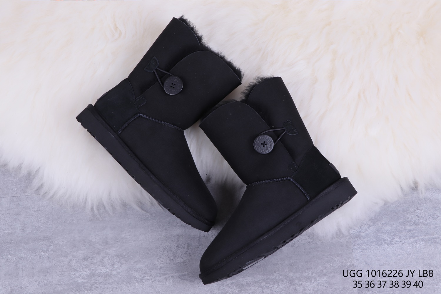 UGG 39.29$ 编号279-2439-R gallery