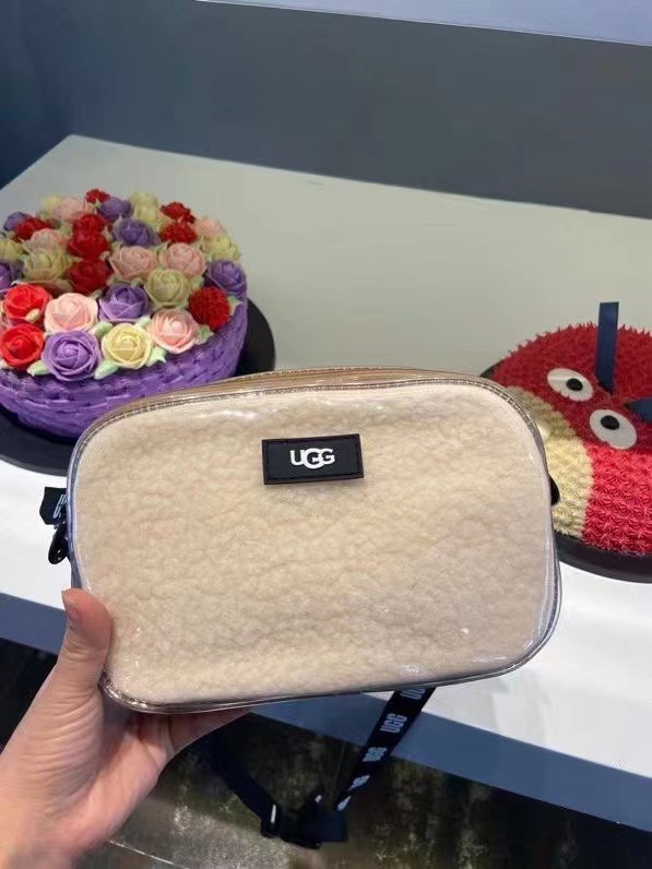 UGG 45$    10433-T gallery