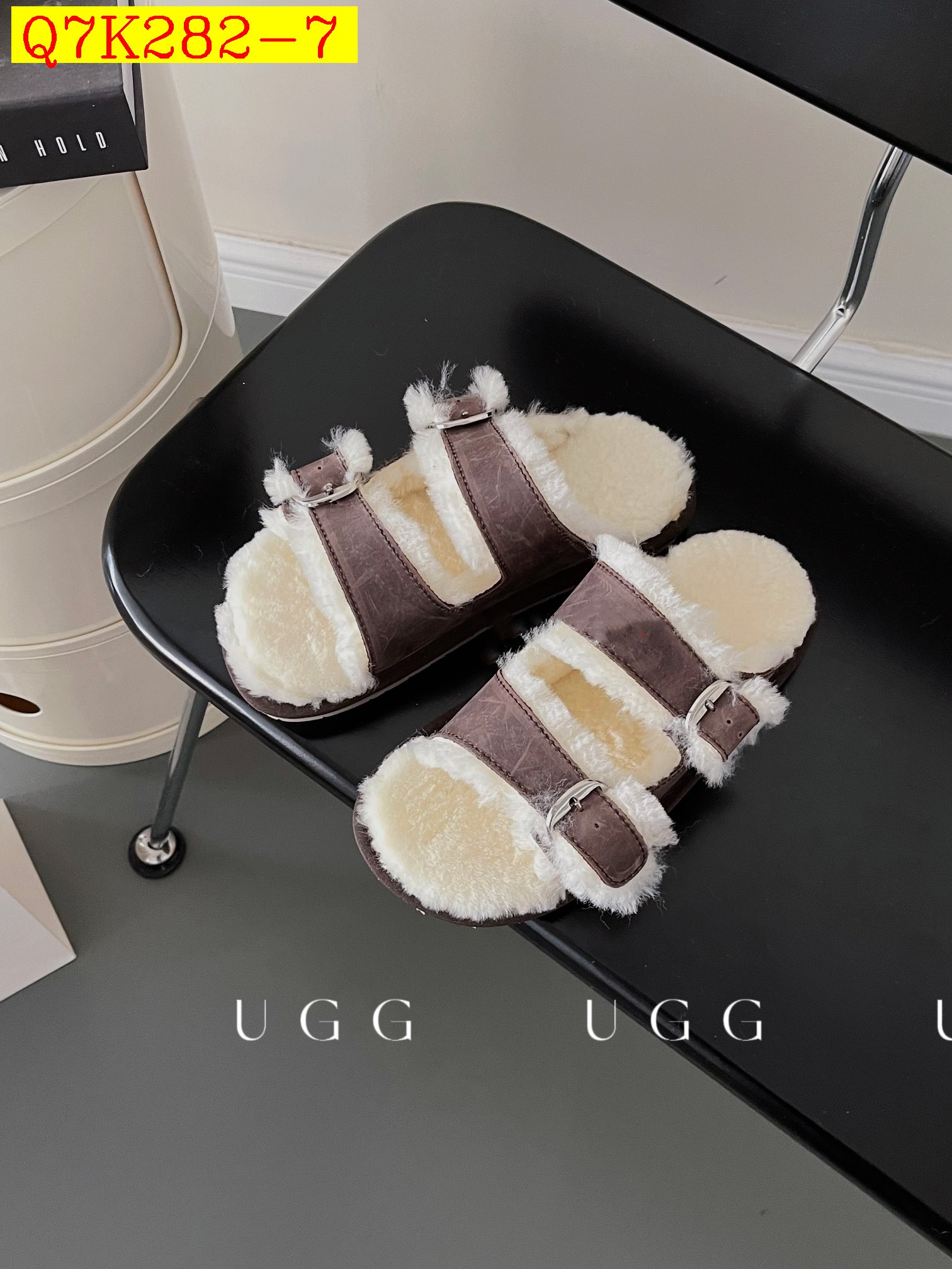 UGG 53.99$  code 523-10487-T gallery