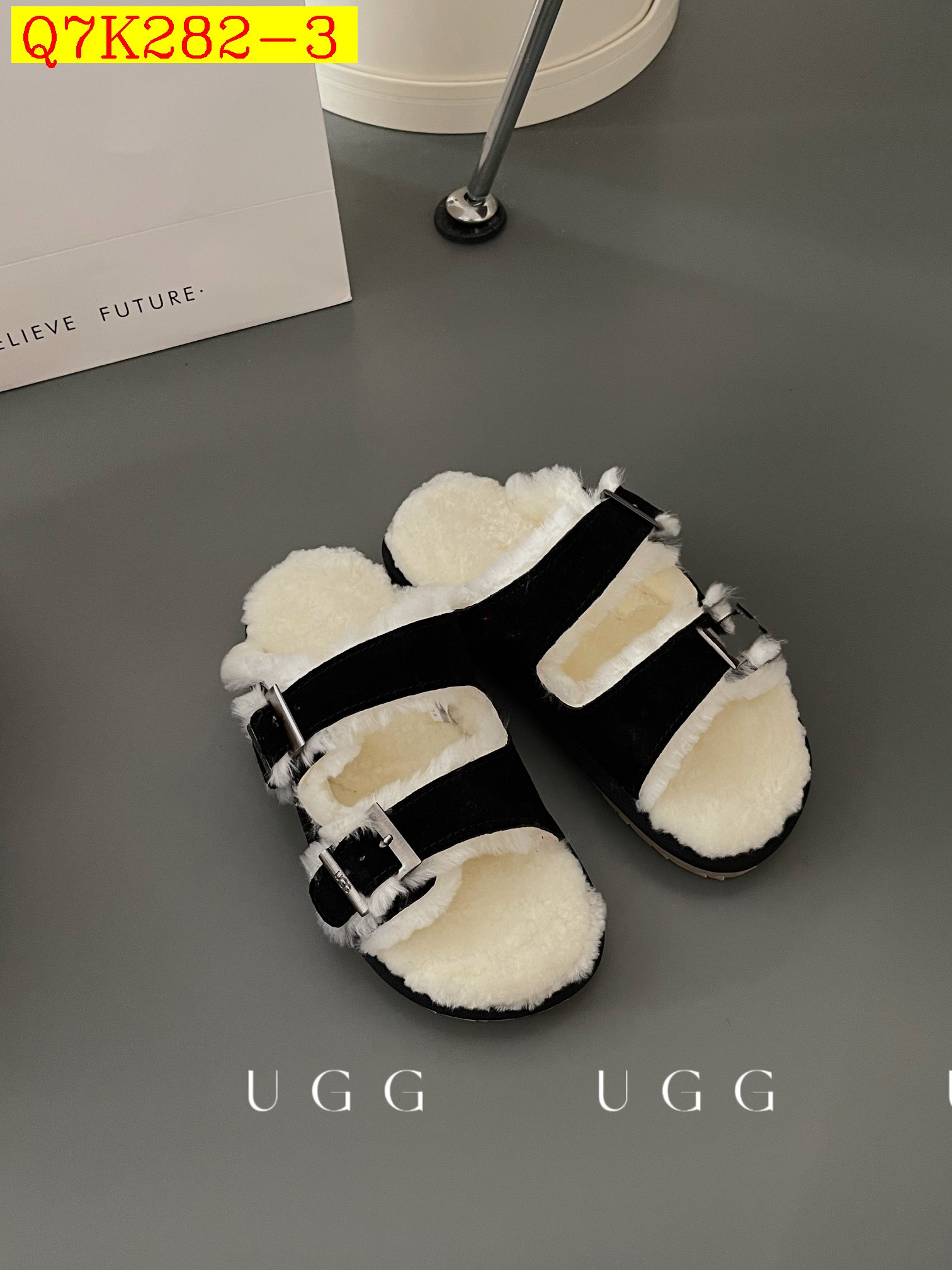 UGG 53.99$  code 523-10487-T gallery