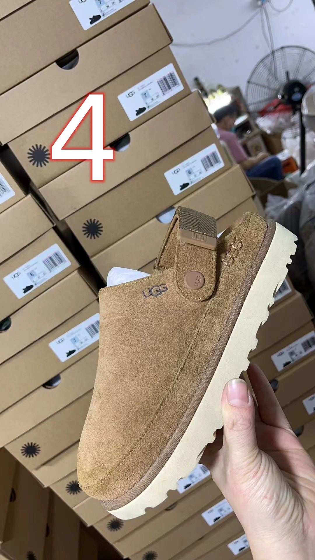 UGG 61.58$     CODE 525-6995-R gallery