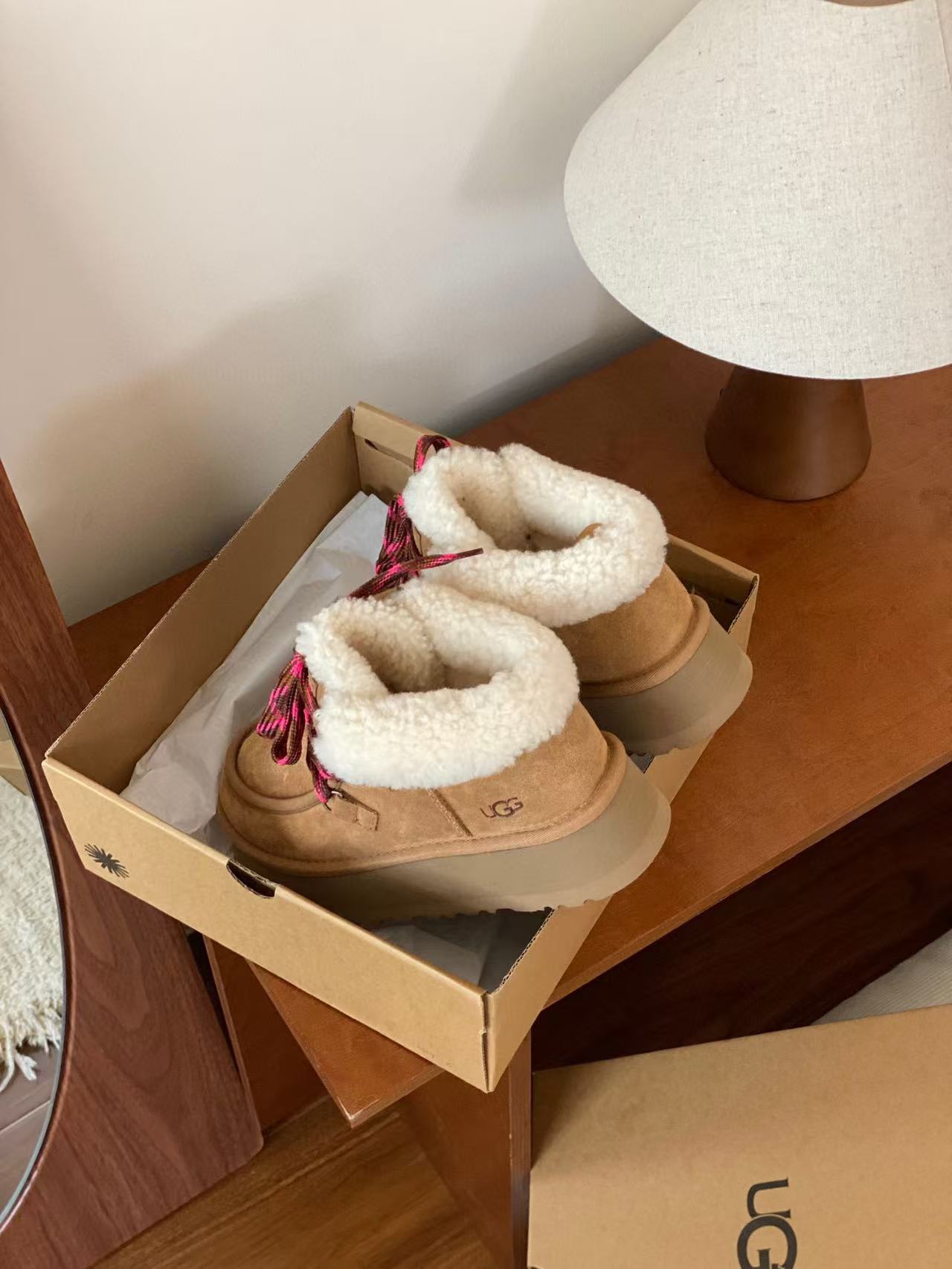 UGG 62.99$  code 523-10488-T gallery