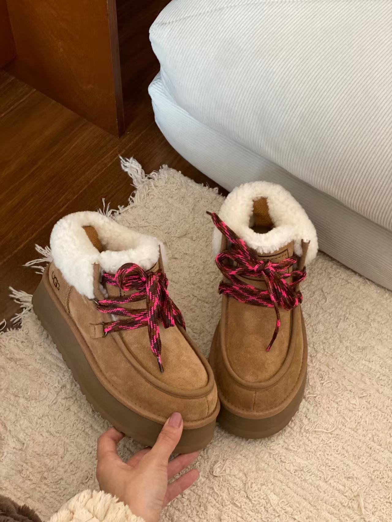 UGG 62.99$  code 523-10488-T gallery