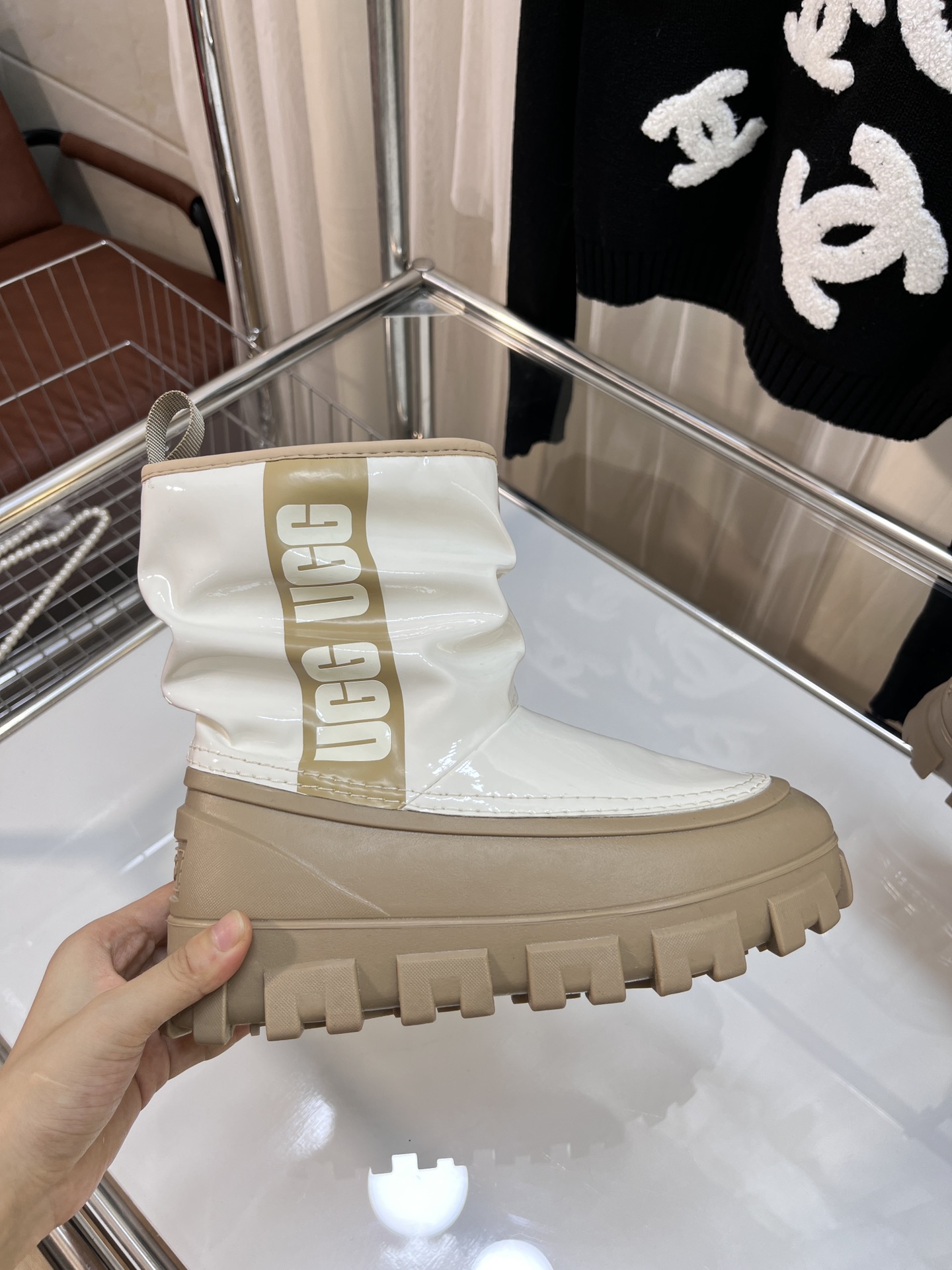 UGG 69.99$  code  506-6783-R gallery