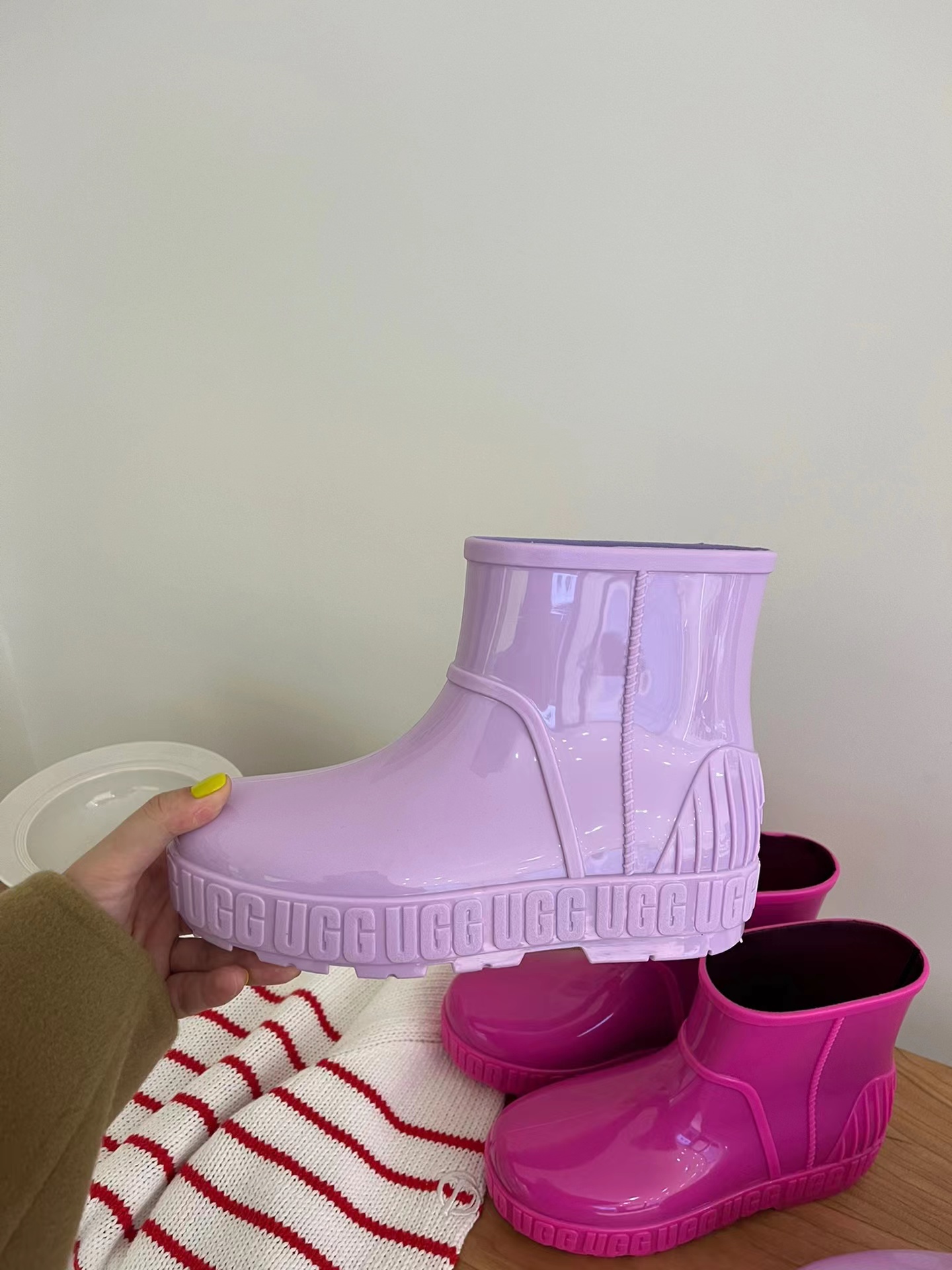 UGG rain boots  $56     10041-T gallery