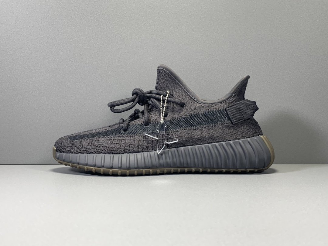 YEEZY $86 gallery