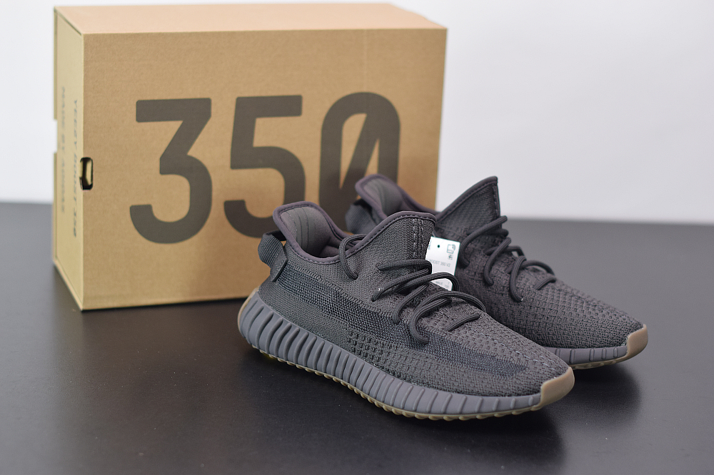 YEEZY $86 gallery