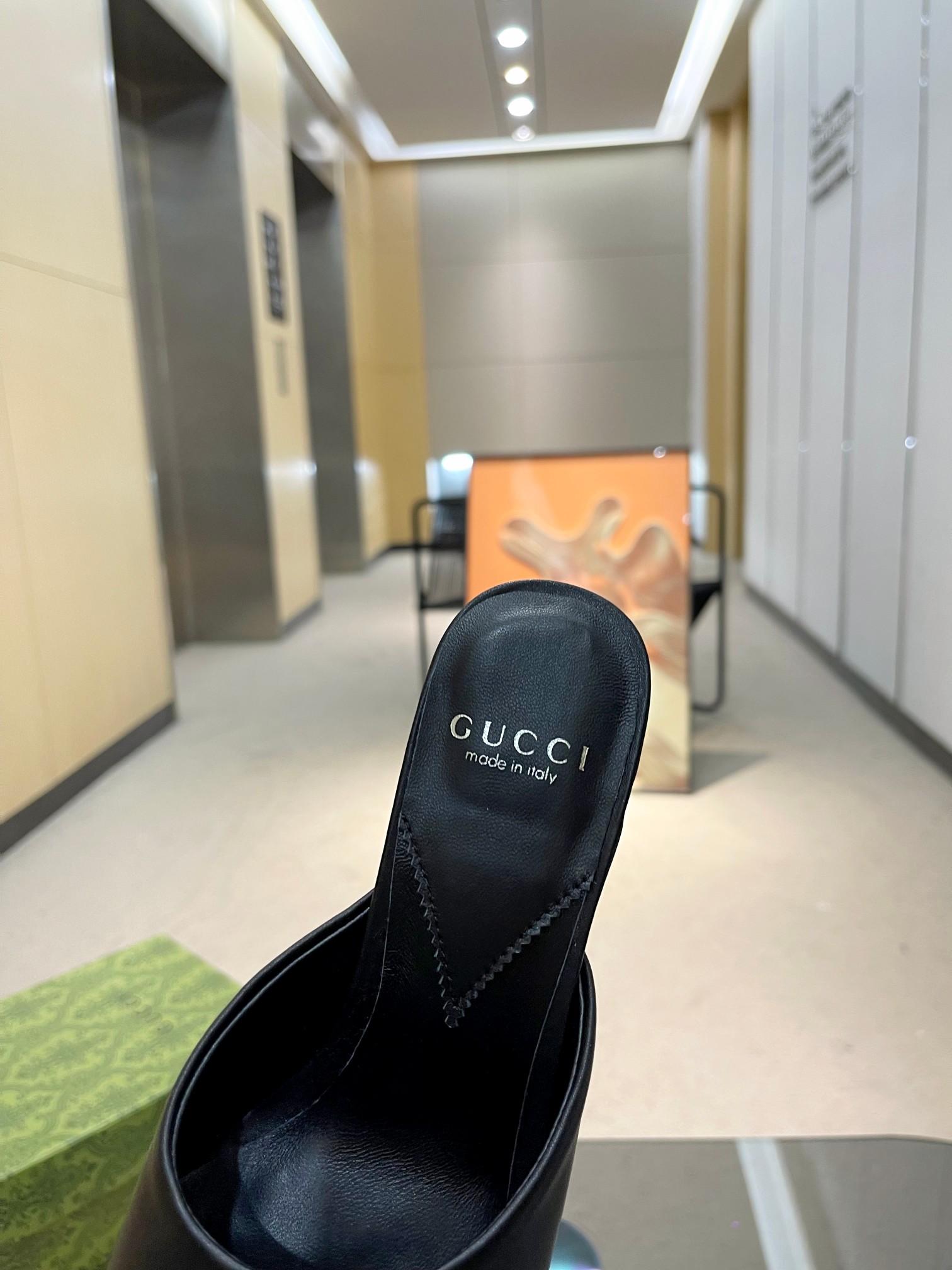 😀23852-Gucci-805 gallery