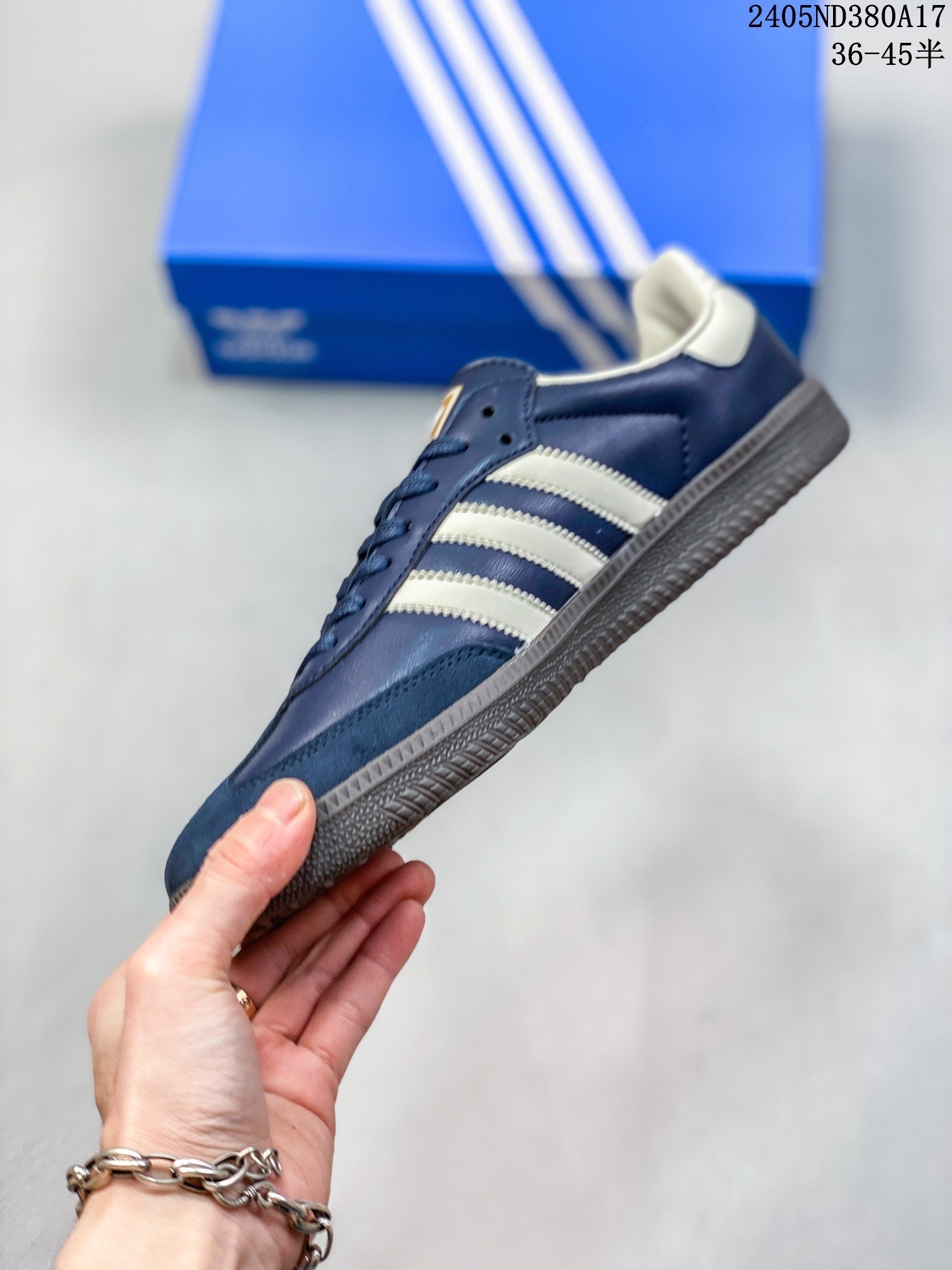 😀23895-Adidas-488 gallery