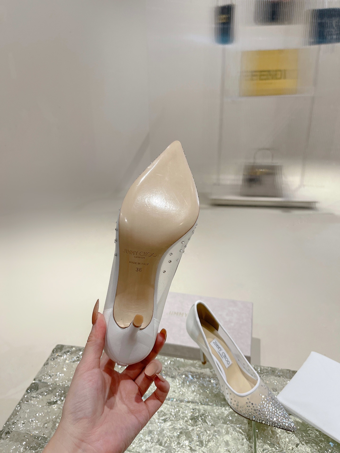 😀23983-jimmy choo-805 gallery