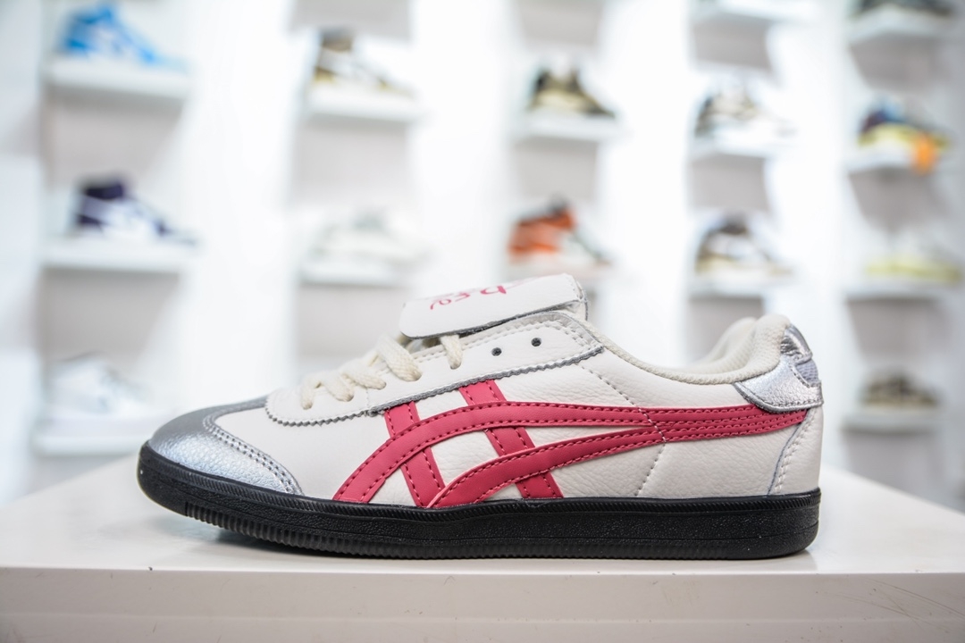 😀24030-Asics-480 gallery