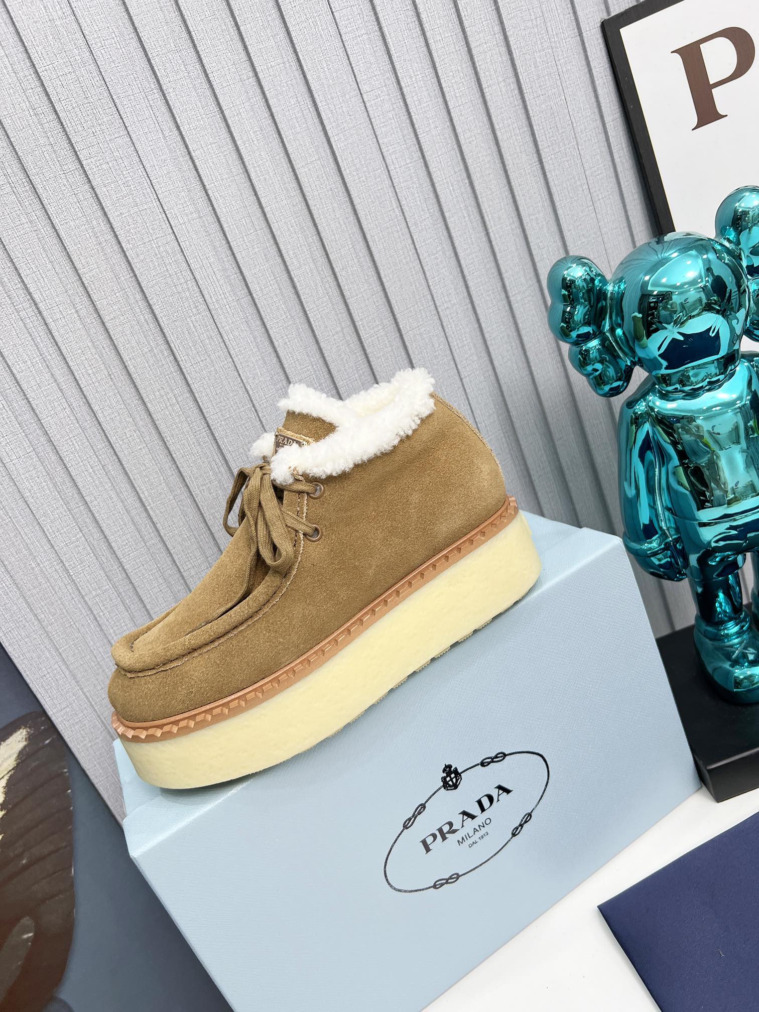 😀24981-Prada-950 gallery