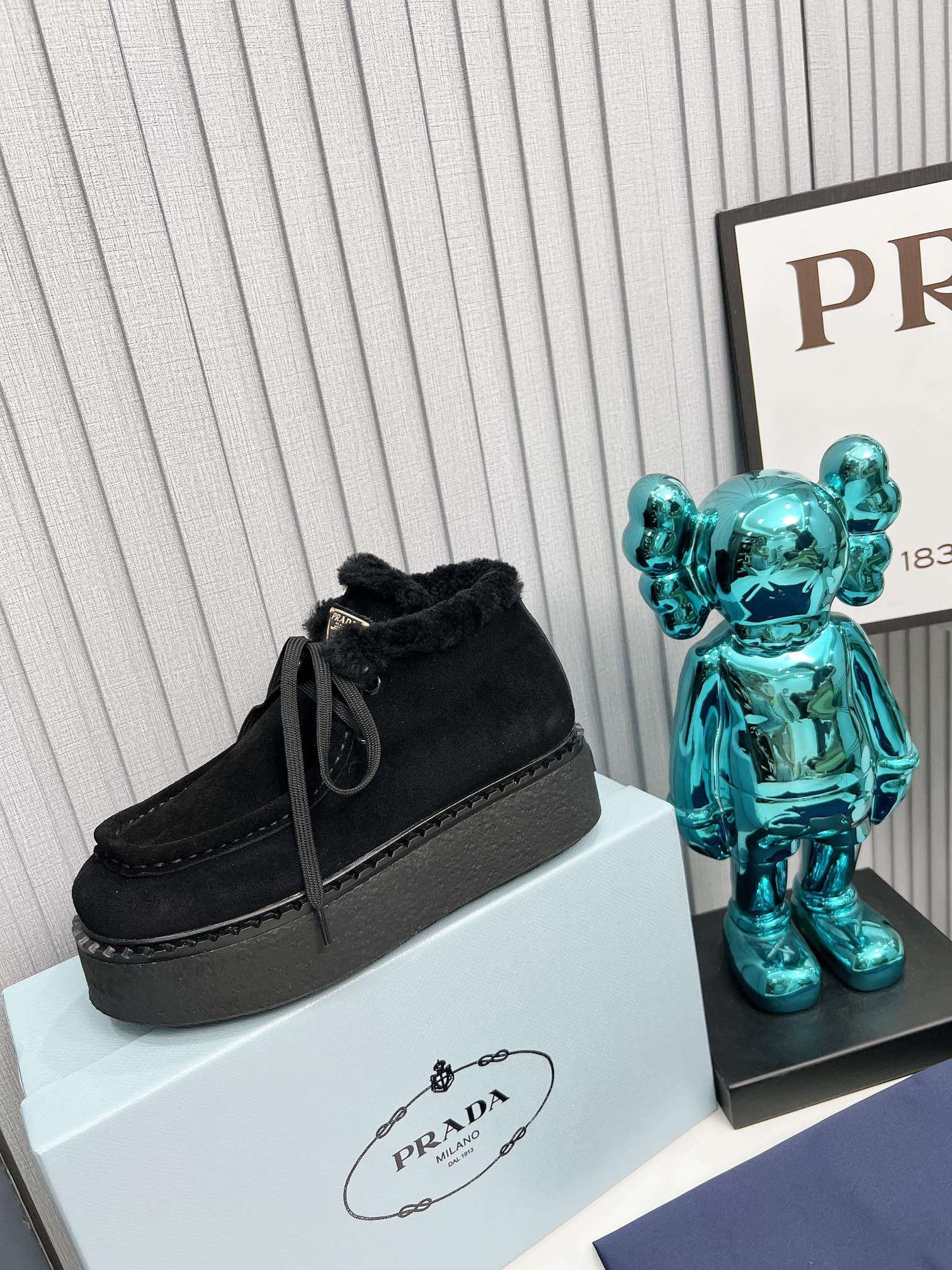 😀24981-Prada-950 gallery