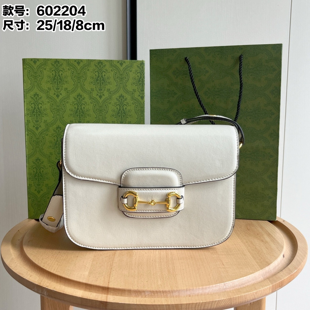 😀25267-Gucci-$96 gallery