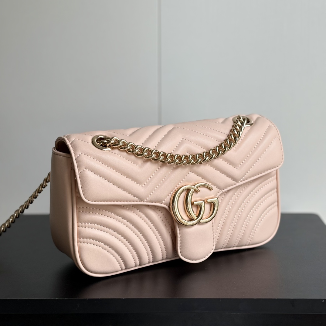 😀25268-Gucci-$96 gallery