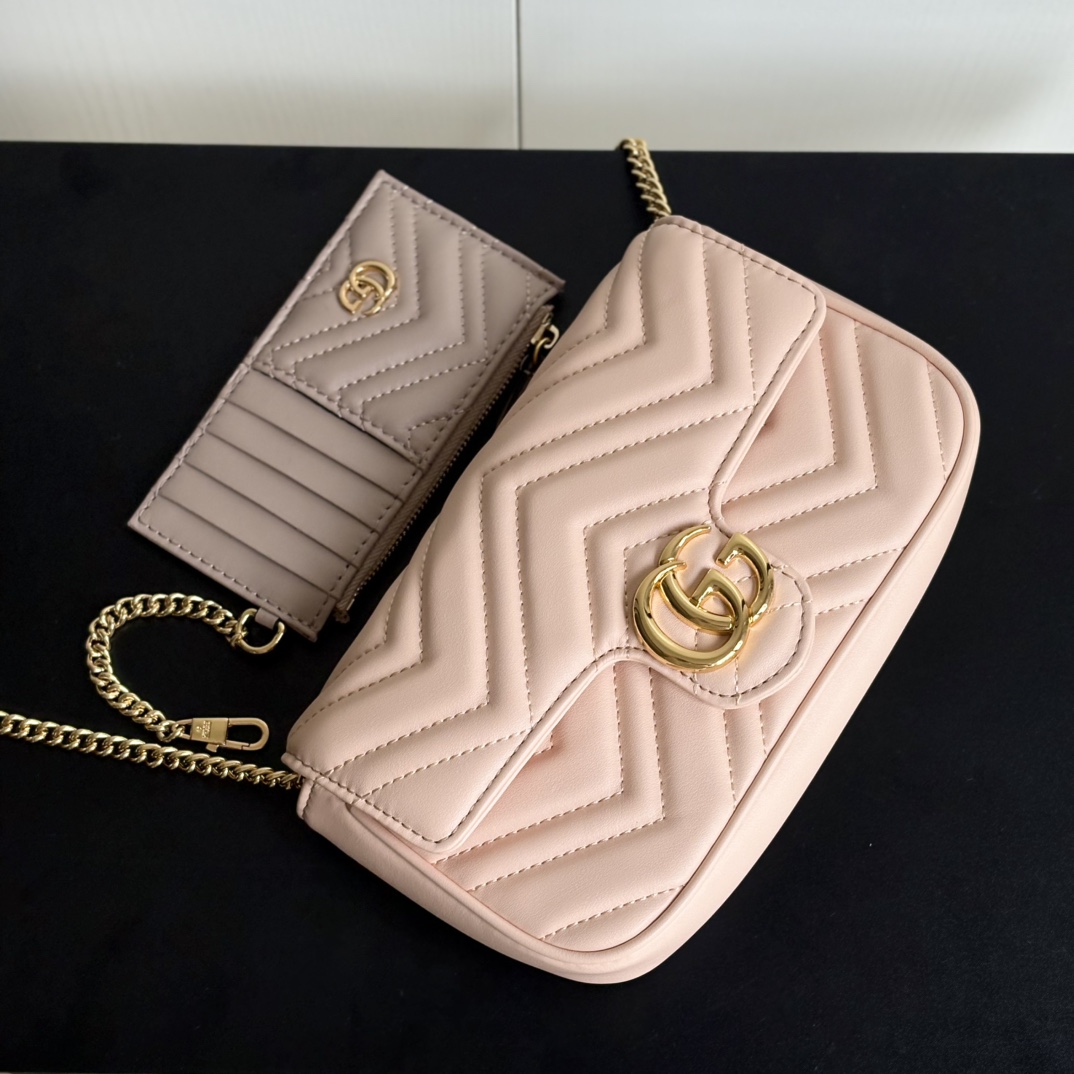 😀25268-Gucci-$96 gallery