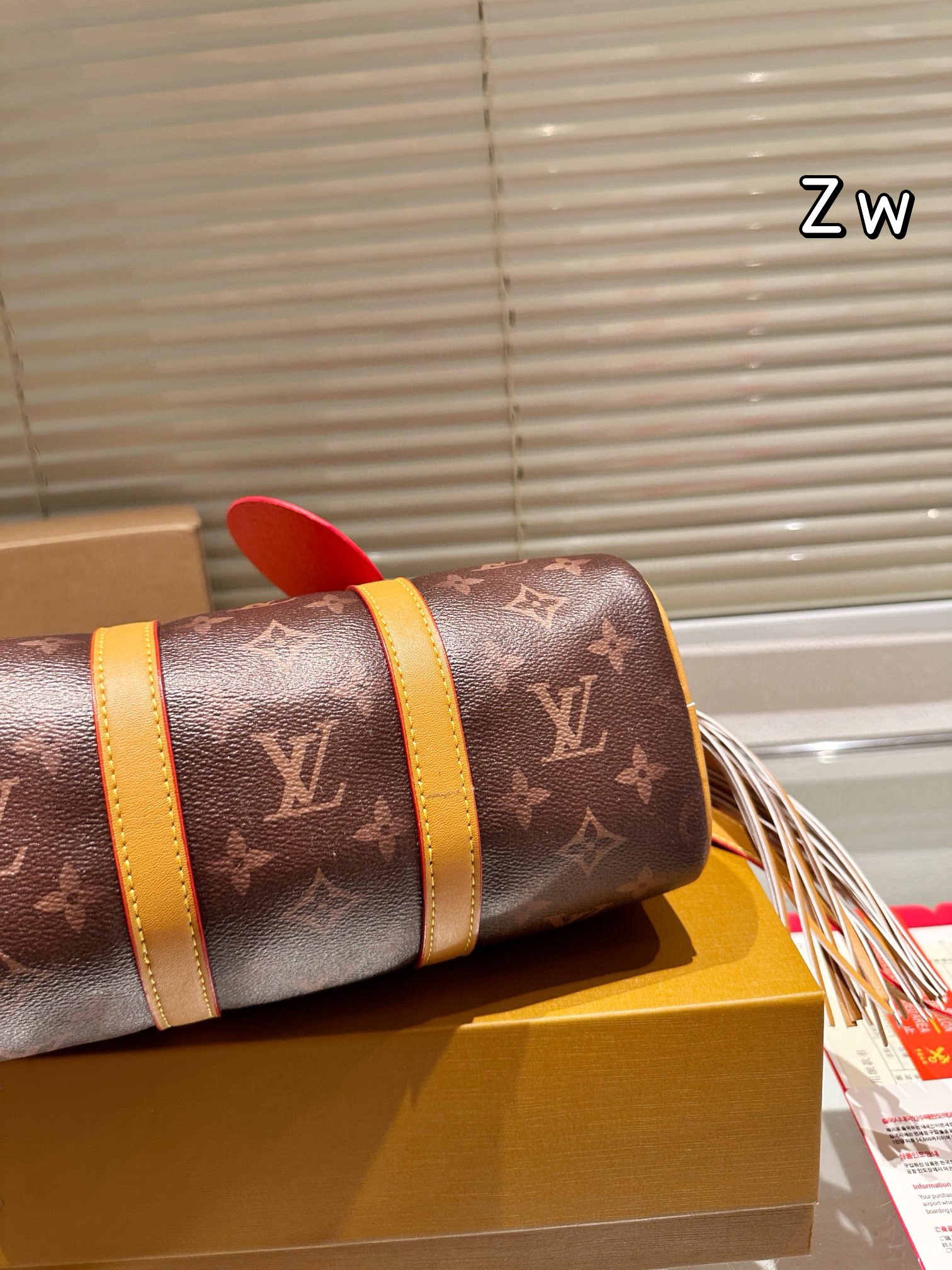 😀25274-LV-$71 gallery