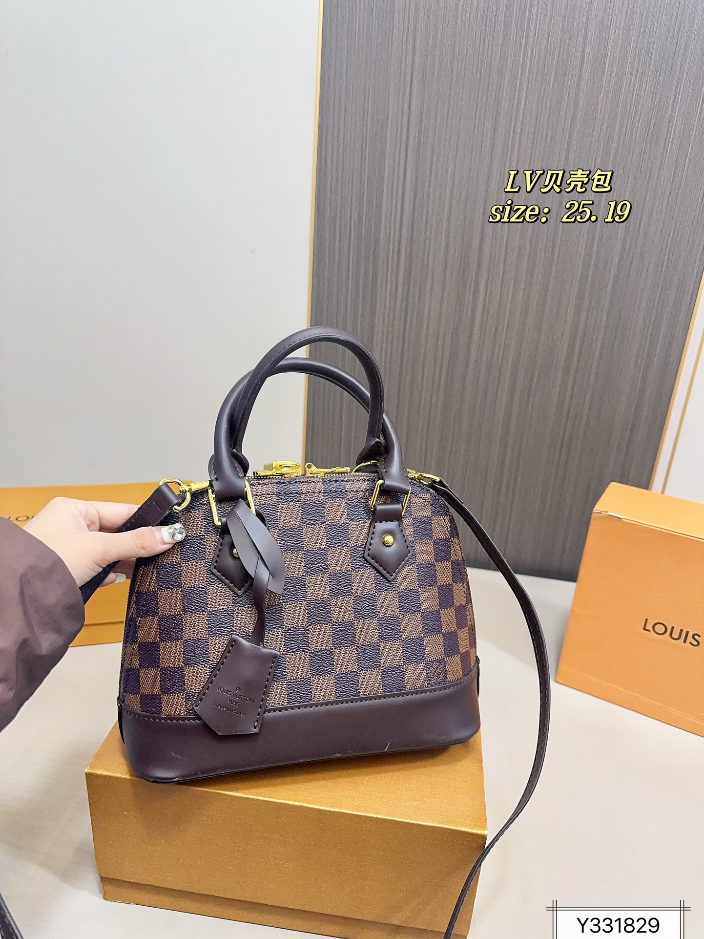 😀25291-LV-$64 gallery