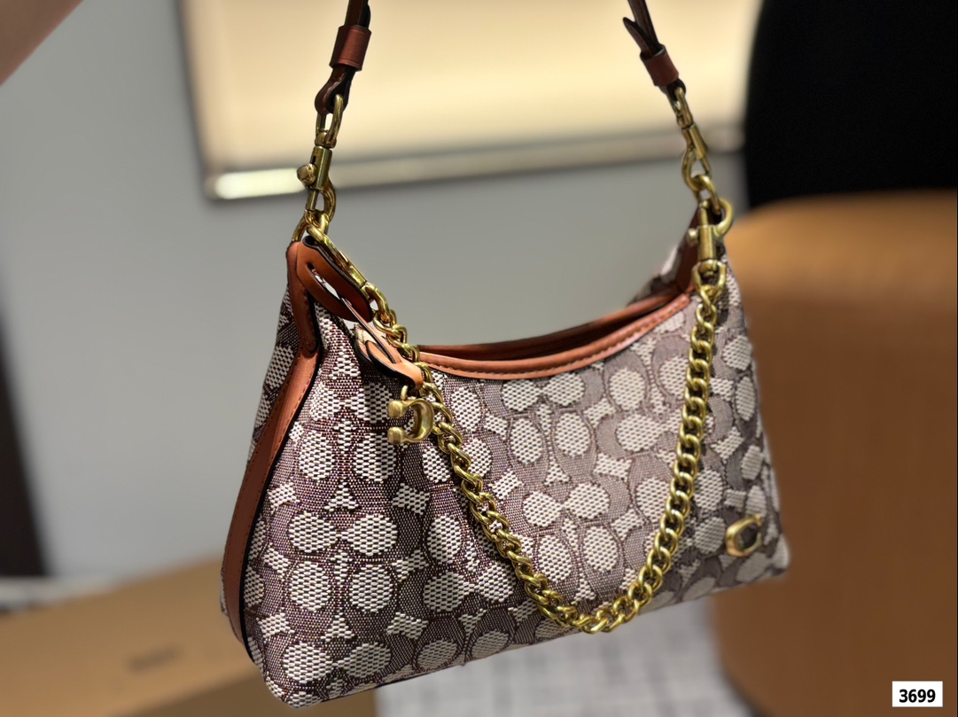 😀25517-COACH-$68 gallery