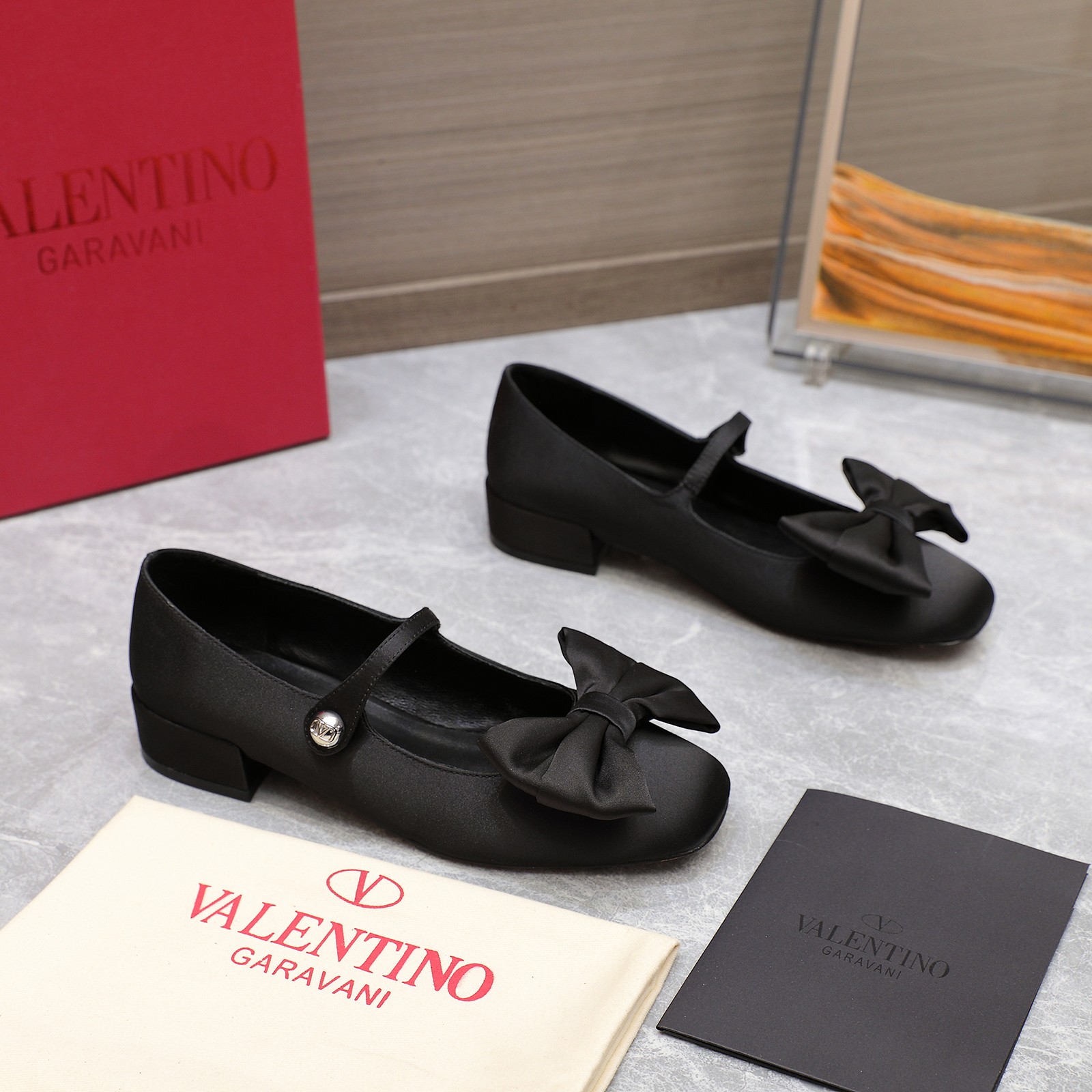 😀25526-Valentino-875 gallery