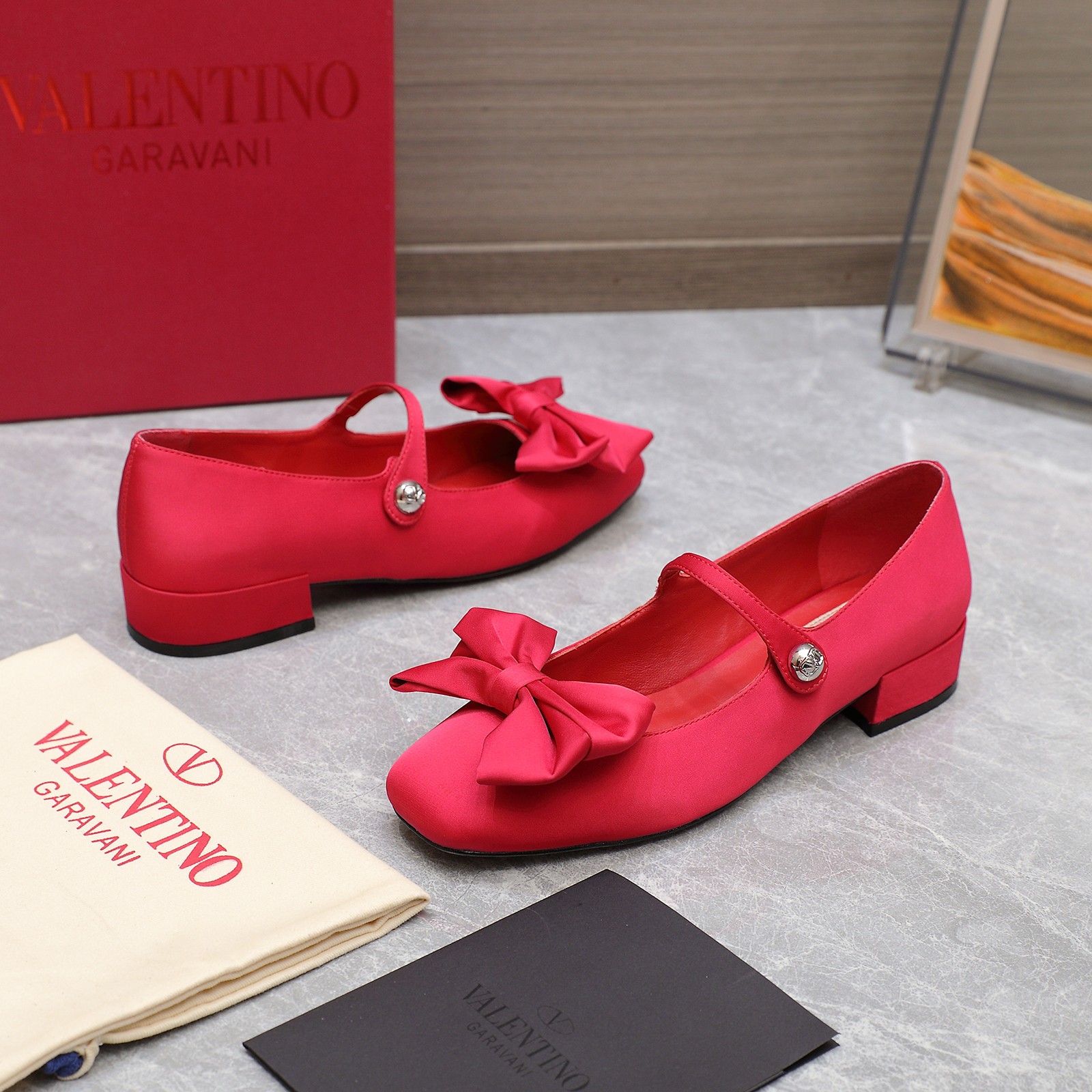 😀25526-Valentino-875 gallery