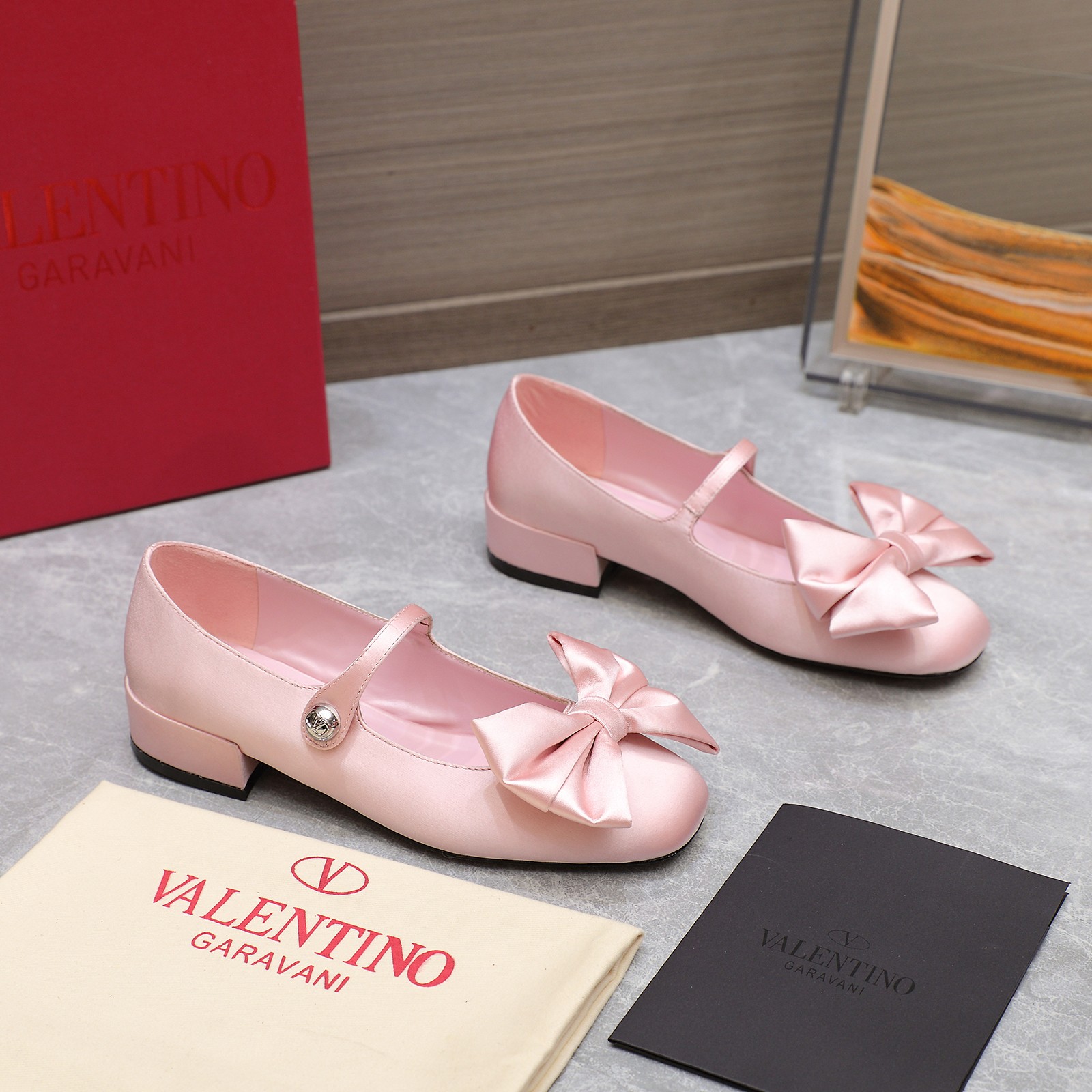 😀25526-Valentino-875 gallery